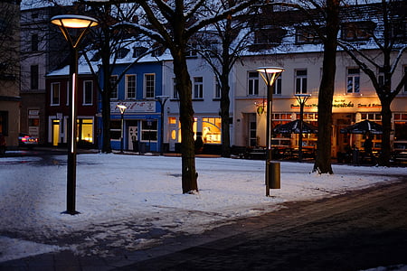 Krefeld, град, зимни, синя час, abendstimmung, снежна, сняг