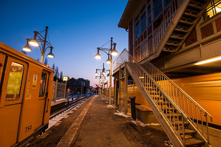 Βερολίνο, τρένο του χειμώνα, το βράδυ, τρένο, πόλη, Γερμανία, αρχιτεκτονική