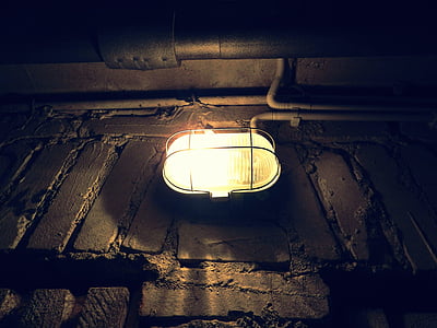 Ruang bawah tanah, gelap, Panduan, diterangi, lampu, cahaya, sudut rendah ditembak