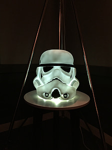 Stormtrooper, лампа, тъмно, страшно