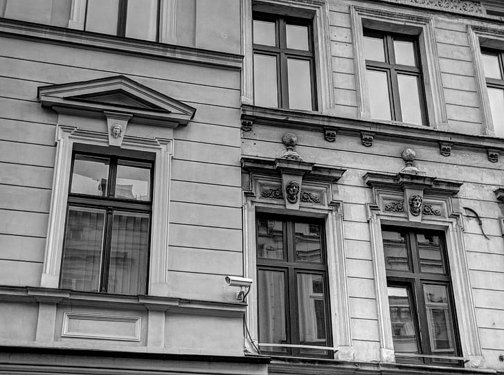 Kamienica, fönsterluckor, monumentet, Kraków, fönster, gamla, fasader