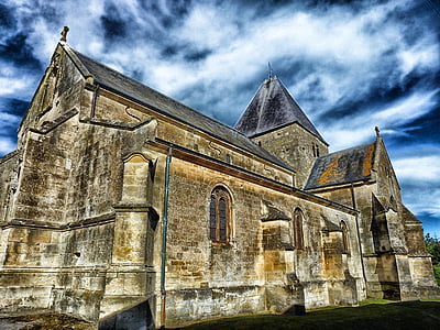 Ardenas, Francia, Iglesia, edificio, fachada, cielo, nubes