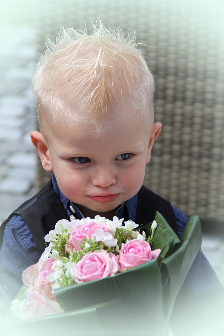 Kind, Blumenstrauß, Hochzeit, Sohn, blond, Kleinkind
