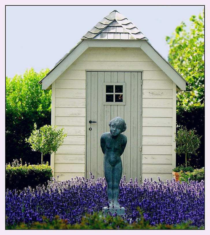 garden shed, garden figurines, romance, garden, flowers, nature, flower