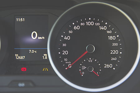 Гольф, скорость, ускорение, номер, время, интерьер автомобиля, панель мониторинга