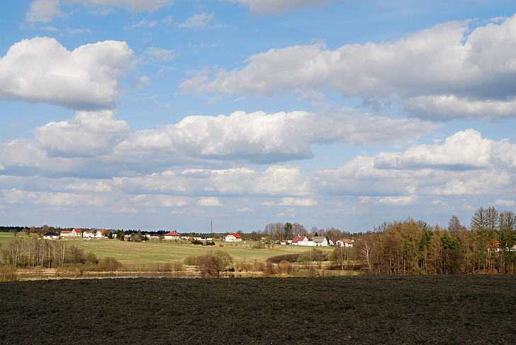 ankstyvą pavasarį, Pietų Bohemijos, kaime, České budějovice, Ledenice