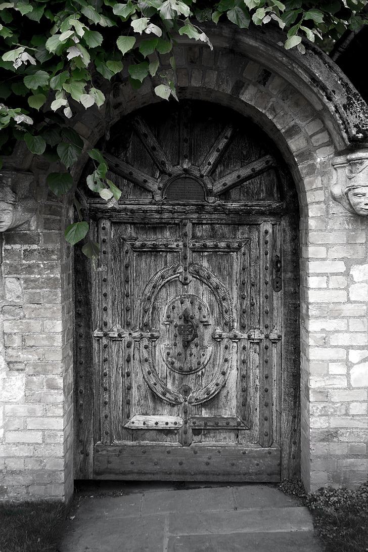 door, oak door, iron studs, surface texture