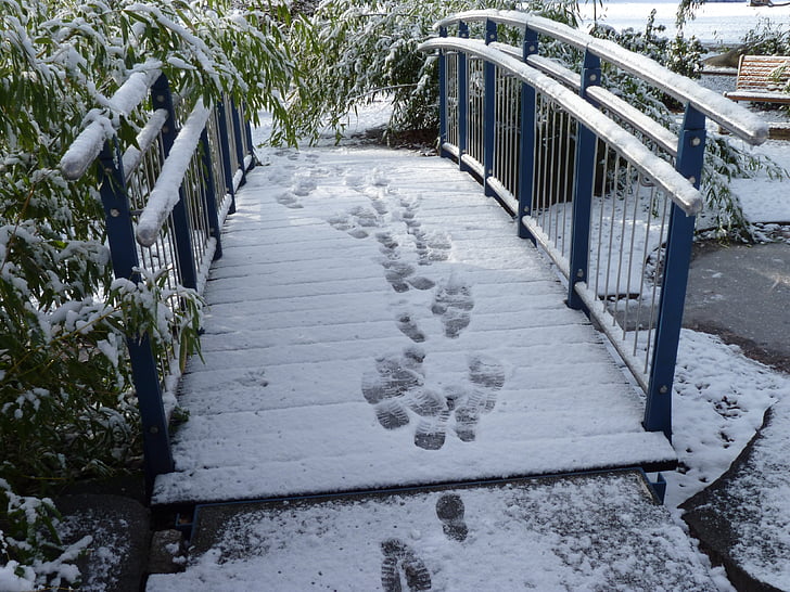 bridge, footprints, winter impressions
