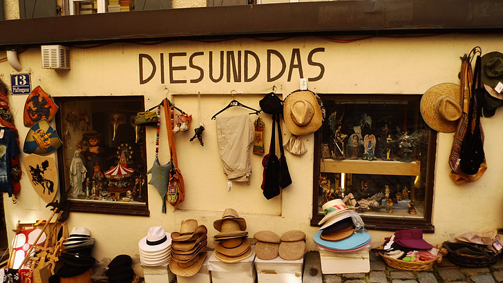 souvenirer, gamla, andra hand, nostalgisk, nostalgi, försäljning, hattaffär