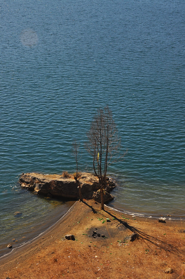 China, Lago Lugu, barco de madeira