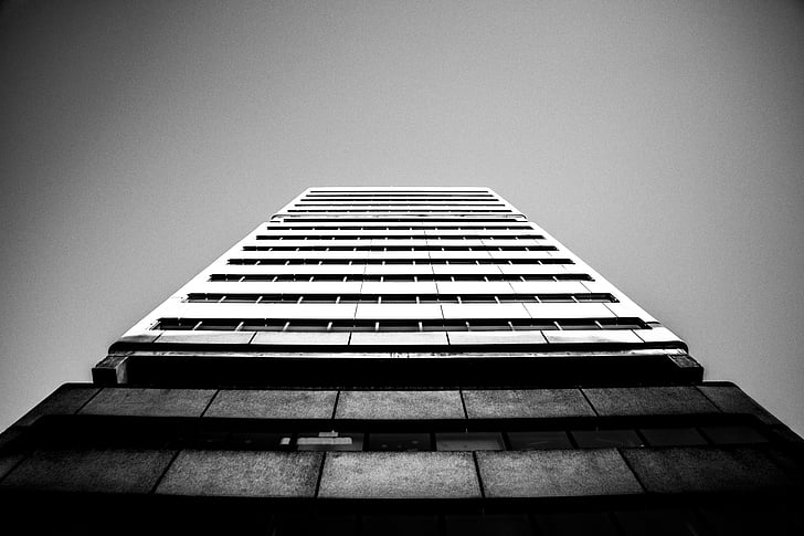 architecture, en noir et blanc, bâtiment, High-Rise, faible angle de tir, point de vue, Sky