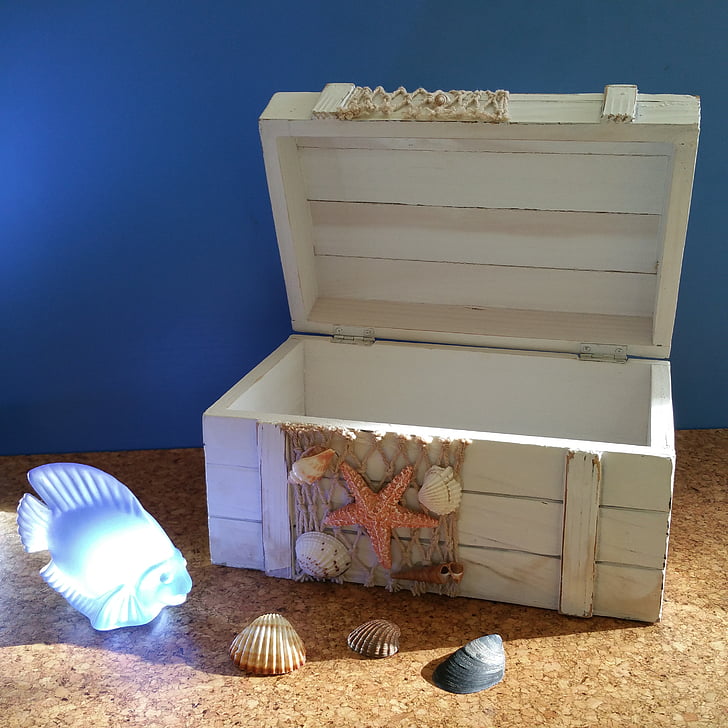 treasure chest, maritime, fish, shell, holiday, beach