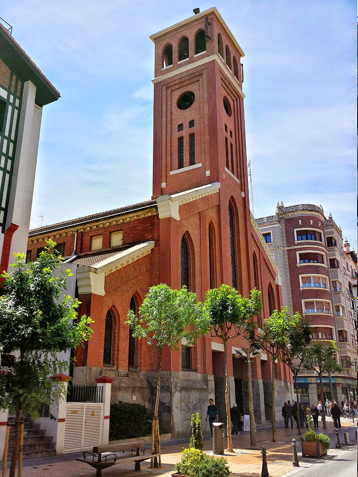 Iglesia, Barakaldo, Euskadi, arquitectura, estructura construida