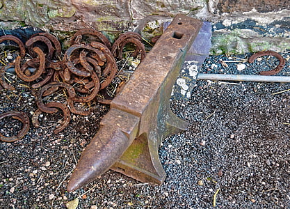 anvil, old, horse shoes, rusty, blacksmith, iron, metal