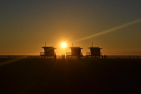 siluets, trīs, māja, saulriets, pludmale, saule kāpa, krēslas stundā