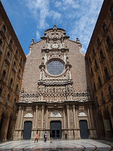 Monserrat, kolostor, Barcelona, Spanyolország, építészet, Nevezetességek, Katalónia
