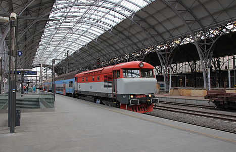 Šilumvežis, lokomotyvas, geležinkelio, Keleivinis traukinys, Praha, Praha, Čekijos Respublika