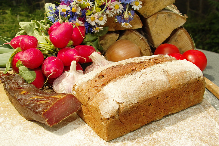 kastenbrot, farmársky chleba, celozrnný chlieb