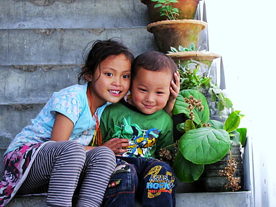 Bhután, deti, údolí Paro, Spolupatričnosť, polovici dospelý, Detstvo, polovice dospelých žien