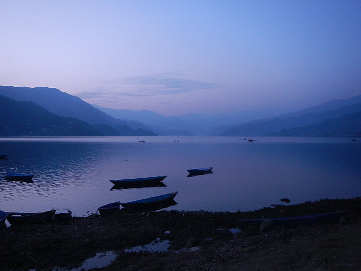 Nepalas, Pokhara, taikos, ramus, ežeras, mėlyna, valtis
