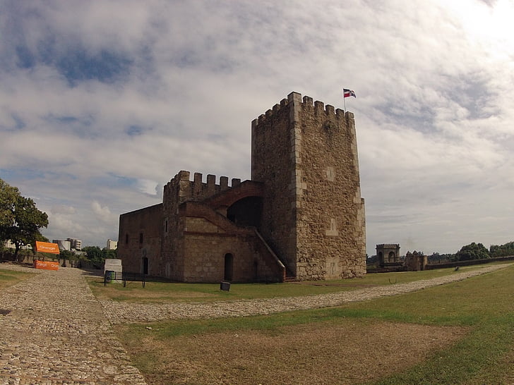tugev ozaleza, Santo domingo, Dominikaani Vabariik, Monument, maastik, ajalugu, arhitektuur
