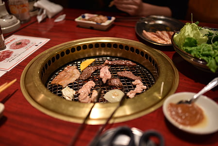 Hokkaido, Sapporo, ant grotelių kepta mėsa