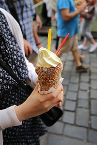 trdlo, es krim, Republik Ceko, Ceko, orang-orang yang panas dengan, es krim, Praha