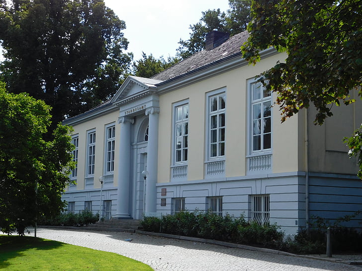 hanseatic city of lübeck, registry office, transliterated villa