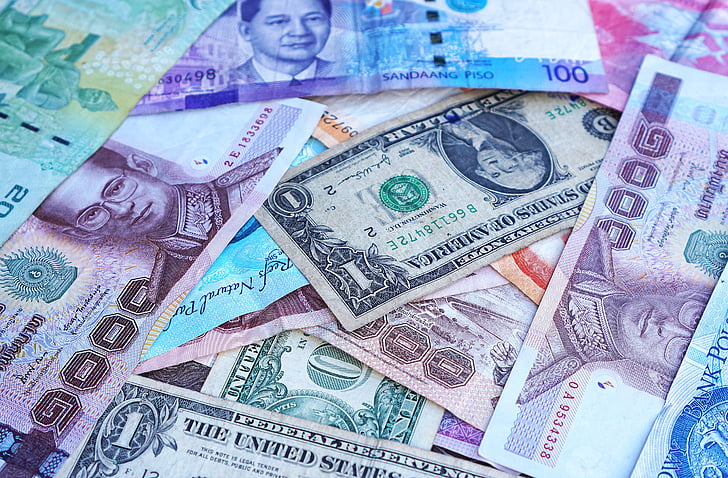 Geld, Banknoten, Währung, Forex, US-Dollar, Euro, Baht