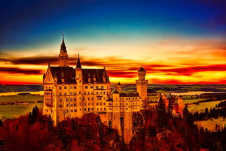 Schloss Neuschwanstein, Festung, Attraktionen, Tourismus, Deutschland, Architektur, Bayern