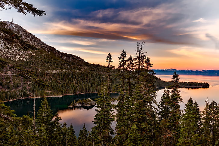 Lake tahoe, Californië, Emerald bay, water, reflecties, hemel, wolken