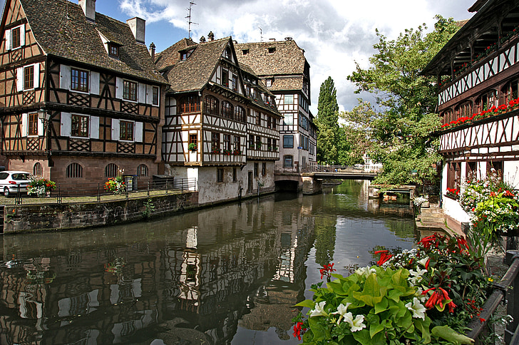 Strasbourg, Frankrike, vattenkanal, fachwerkhäuser, vatten speglar, arkitektur, hus