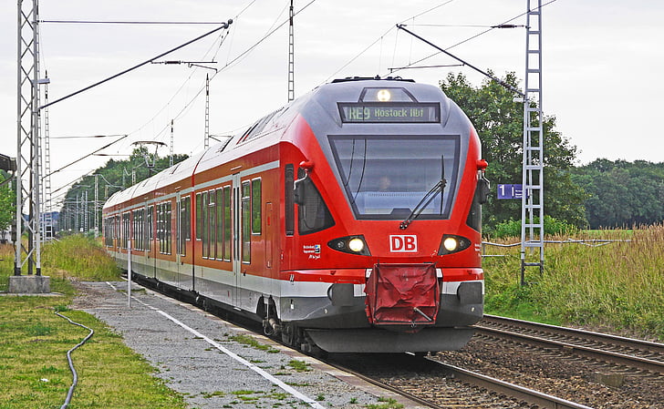regionálny vlak, Železničné vozne, platforma, Deutsche bahn, elektrické jednotky, železničná, diplomatické prevádzky
