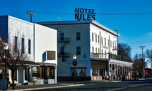 alturus, california, small towns, hotel, saloon, bar, village