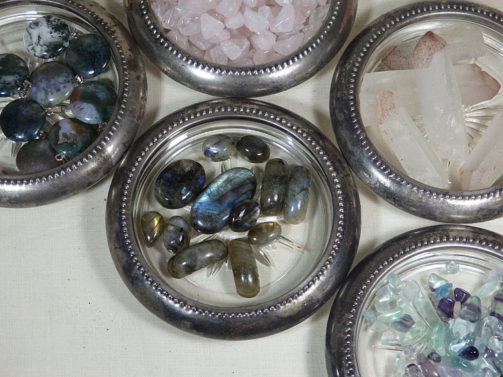 labradorite, crystals, quartz, agate, fluorite, semi-precious stones, jewelry
