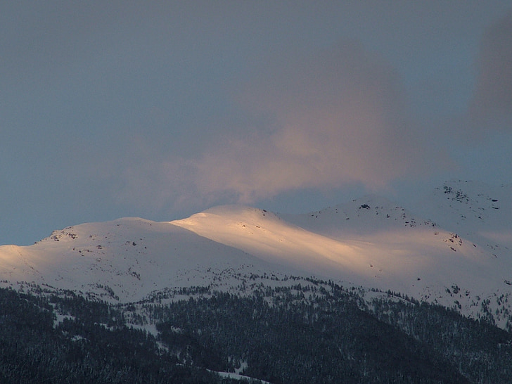 Suiza, Valais, montañas, puesta de sol, nieve