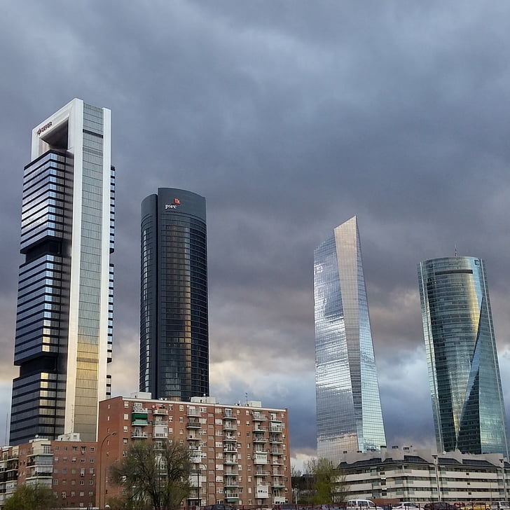Madrid, zataženo, věž, mrakodrap, Španělsko, Evropa, cestování
