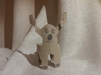 paper reindeer, child labor, creativity