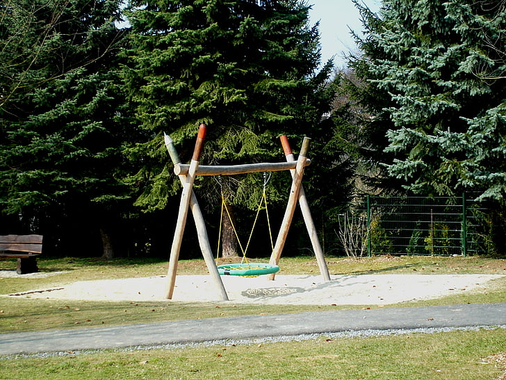 Parque infantil, balanço, balanço do dispositivo, jogar, rocha, crianças, árvore