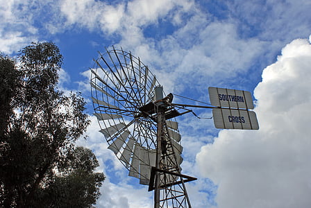 Kreuz des Südens, Windrad, Australien, Outback, Bauernhof