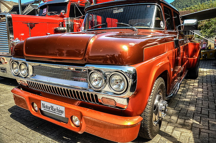 gammal bil, Old timer, motormachine, motor, orange färg, Chrome, lastbil