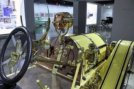 interior del coche, rueda de manejo, tablero de instrumentos, Vintage, Museo automotor de Petersen, Los Ángeles, California