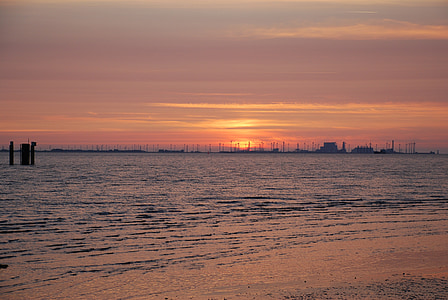 naplemente, lemenő nap utolsó sugarai, Emden, knock, tengerpart