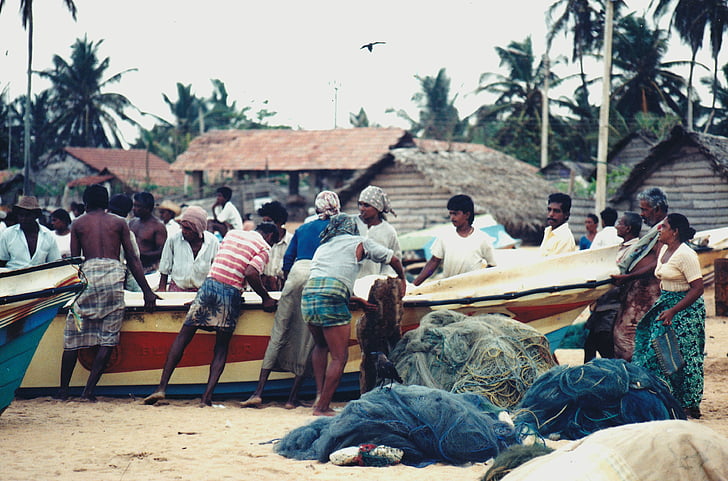 žvejai, žmonės, žvejys, žvejų kaimelis, Kolombas, Šri lanka
