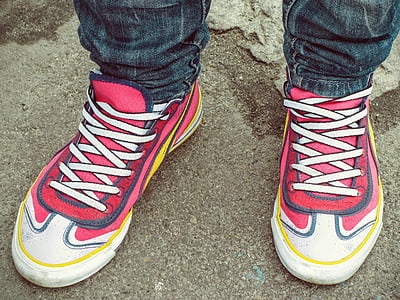 shoes, feet, female, pink, puma, print, shoelace