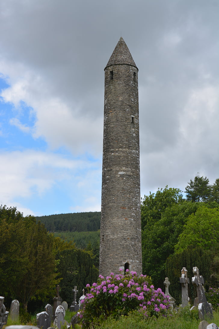 Glendalough, obranné veže, kostol, stredovek, Írsko