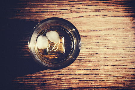 whisky, alcool, boisson, sur les rochers, verre