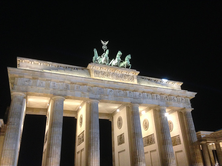 Brandenburgas vārti, Berlīne, naktī, nakts fotogrāfijā, orientieris, quadriga, arhitektūra