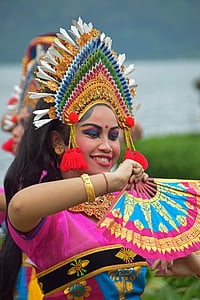 Bali, Indonezija, kelionės, šventykla, šventyklos šokėja, šokėja, tradicija