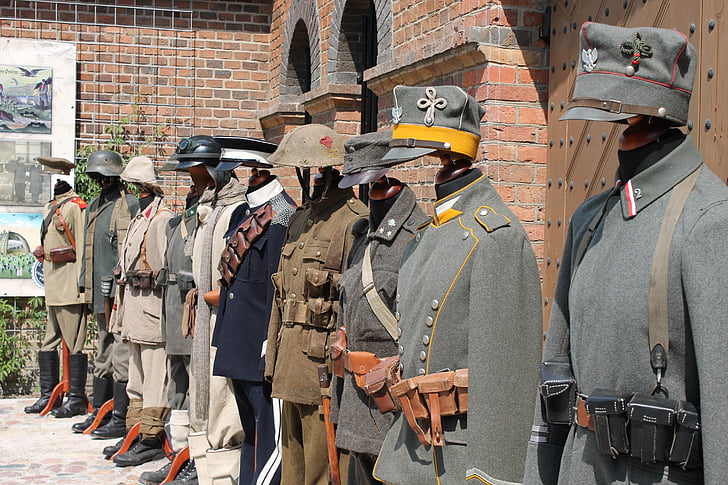 uniforme, uniforme dell'esercito vecchio, esercito, uniforme dell'esercito storico, storia, Poznan, Polonia